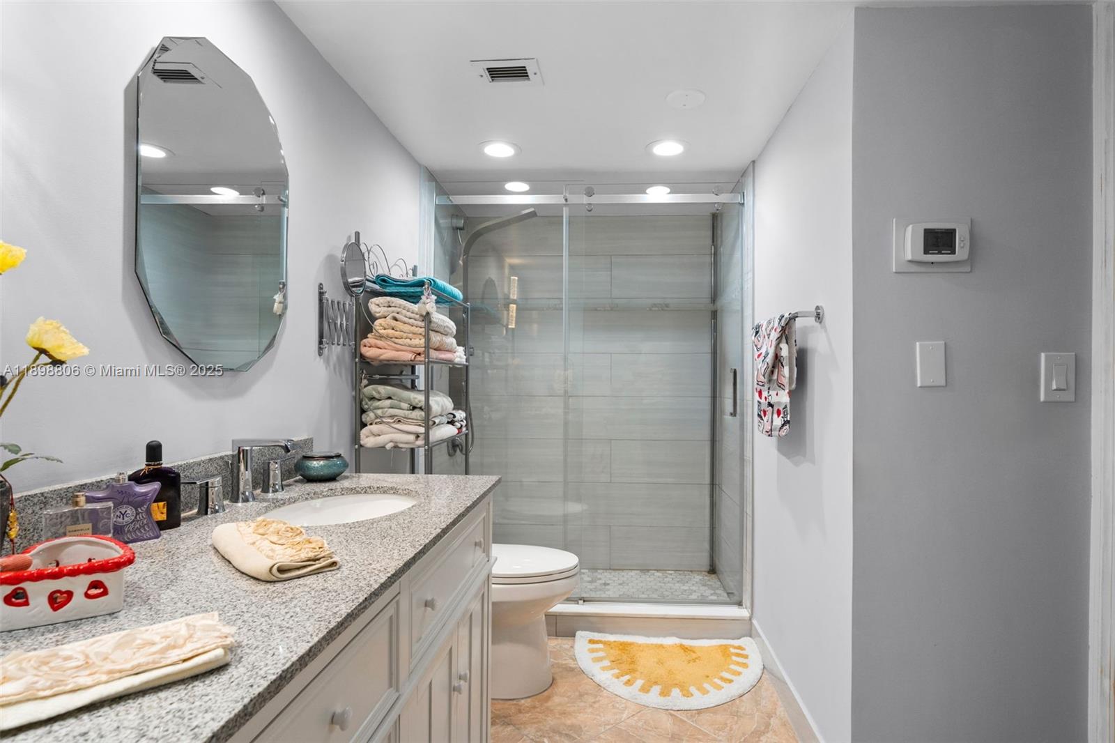 PARKER TOWER CONDO - Residential