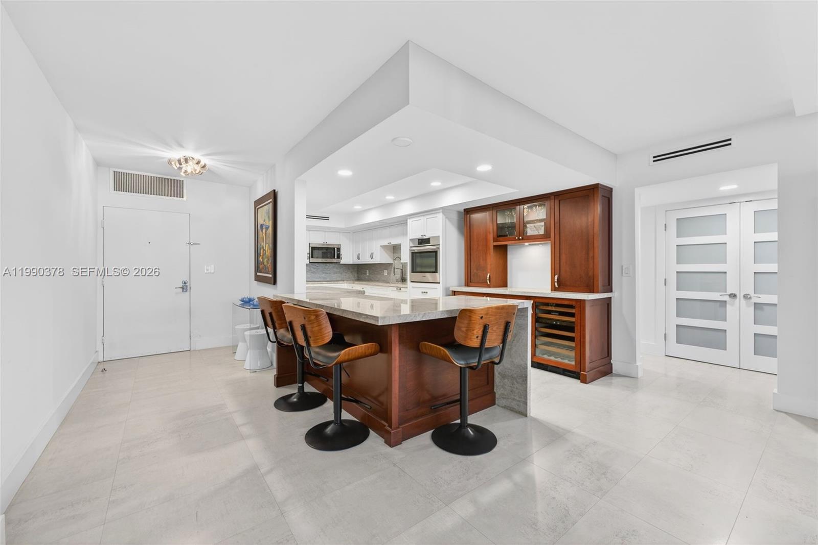 SEA AIR TOWERS CONDO - Residential