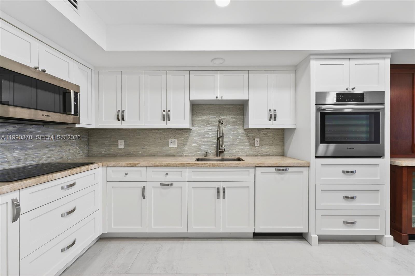 SEA AIR TOWERS CONDO - Residential