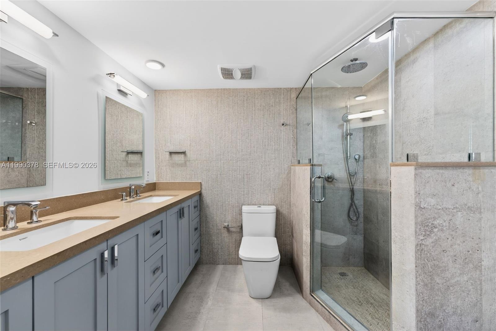 SEA AIR TOWERS CONDO - Residential