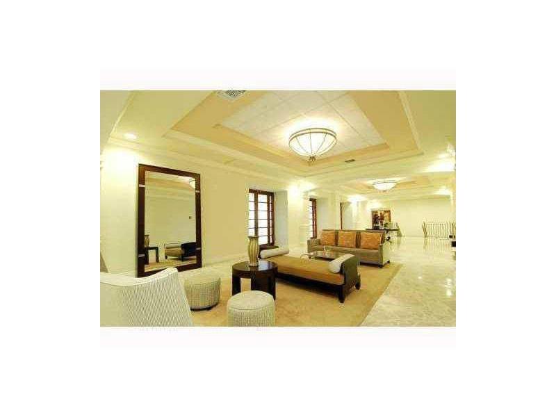 THE WAVE CONDO - Residential Lease