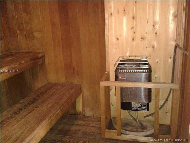 Meadowbrook Towers Condo - Residential Lease