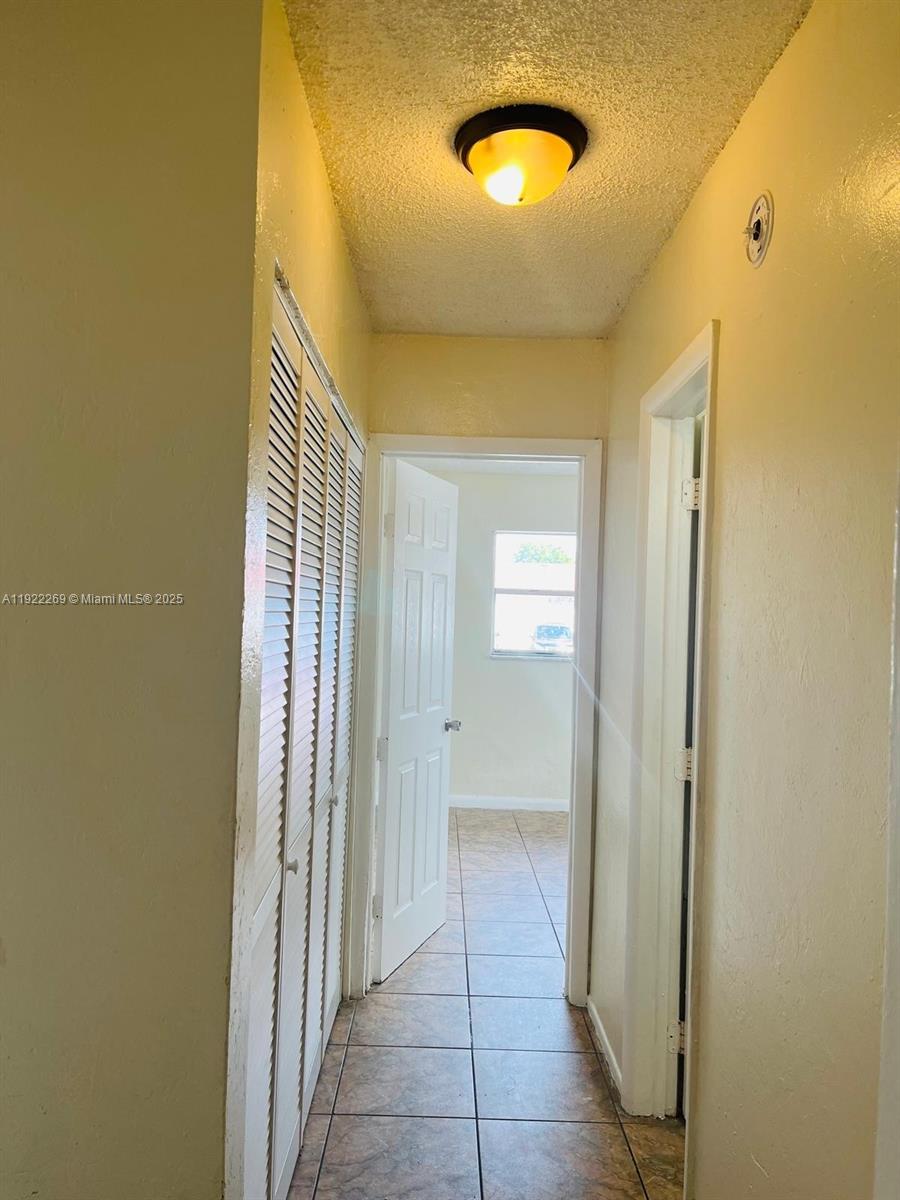 LAUDERDALE NORTH PARK SEC - Residential Lease