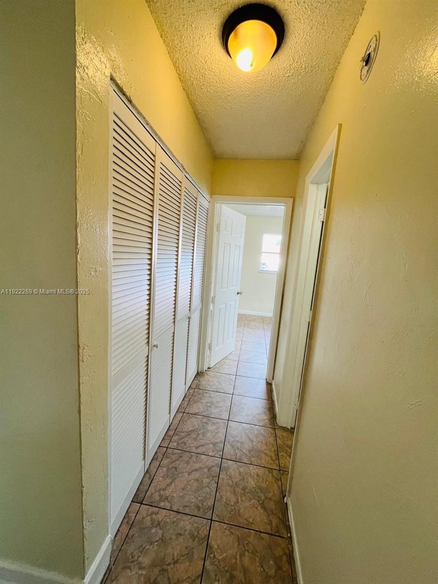 LAUDERDALE NORTH PARK SEC - Residential Lease