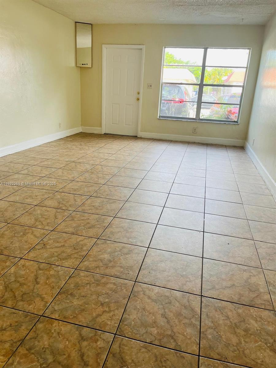 LAUDERDALE NORTH PARK SEC - Residential Lease