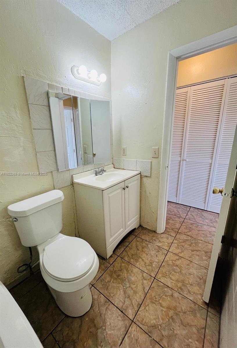 LAUDERDALE NORTH PARK SEC - Residential Lease