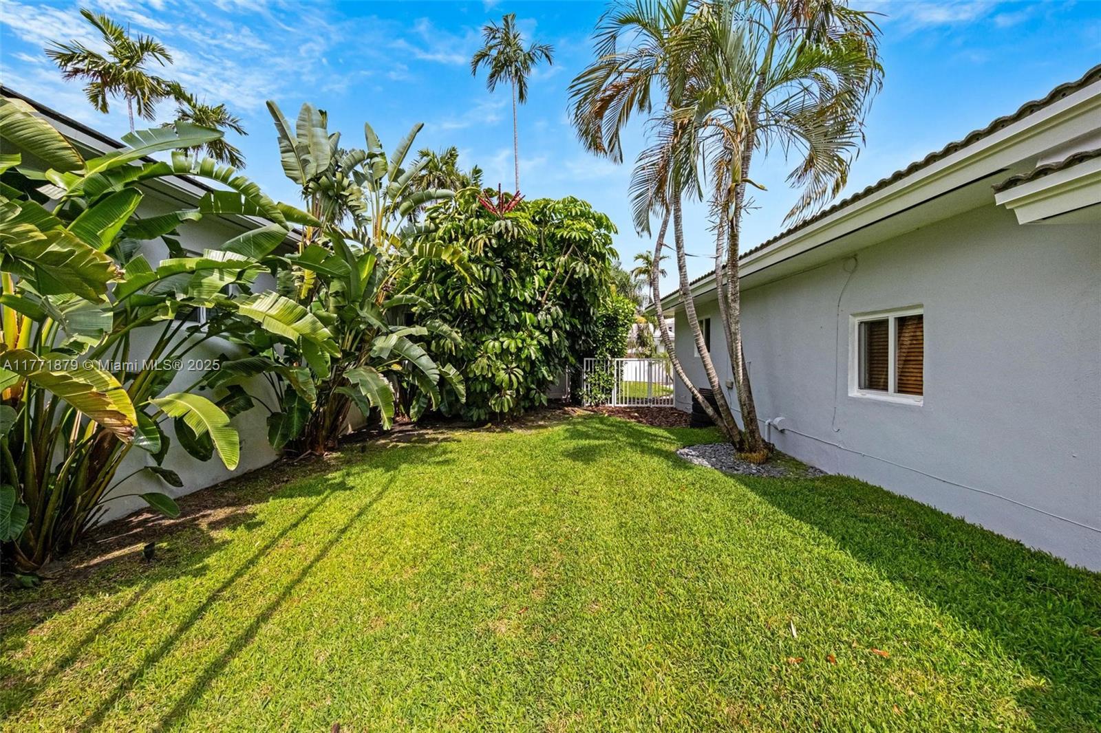 EARLETON SHORES - Residential