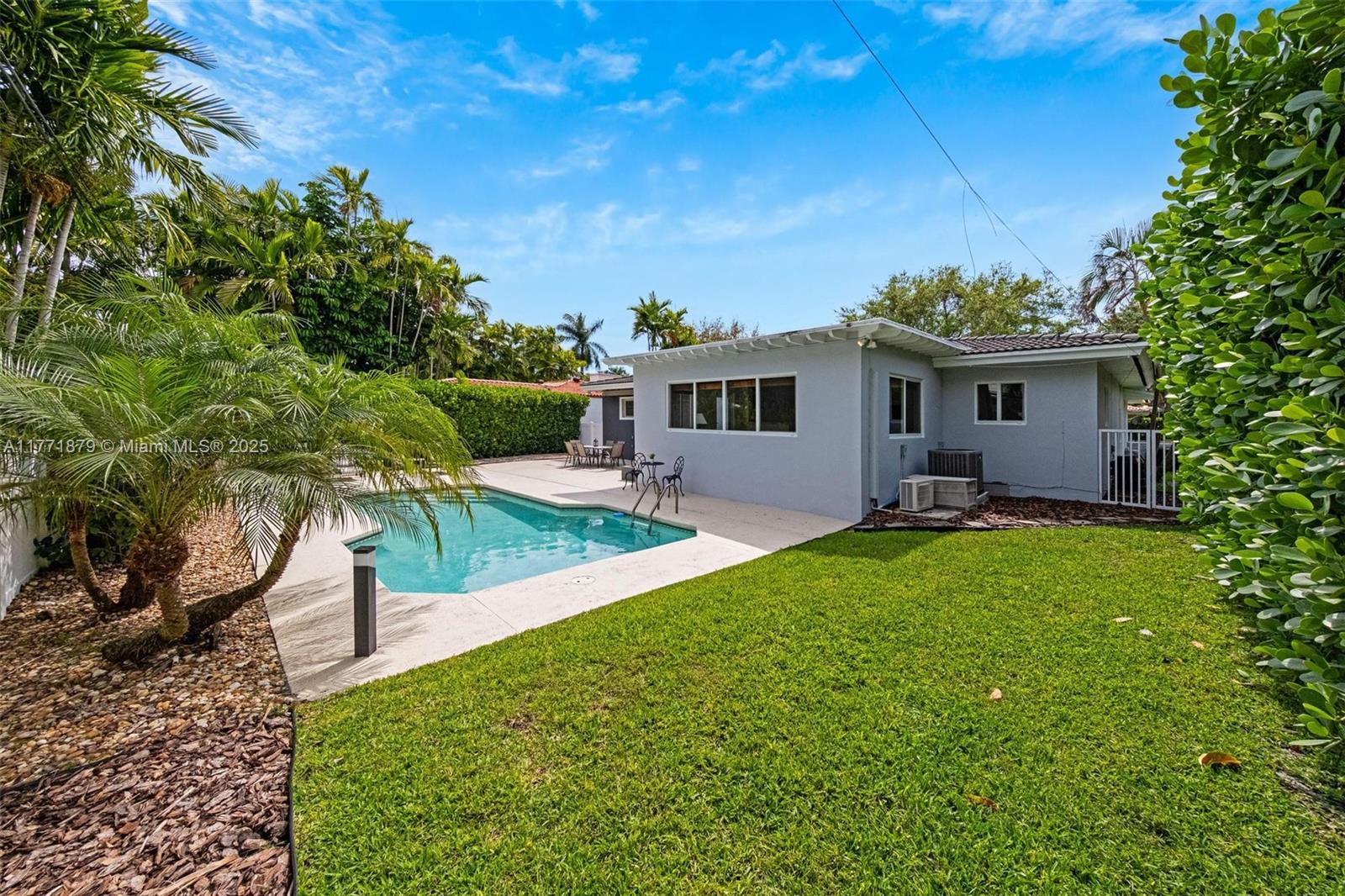 EARLETON SHORES - Residential