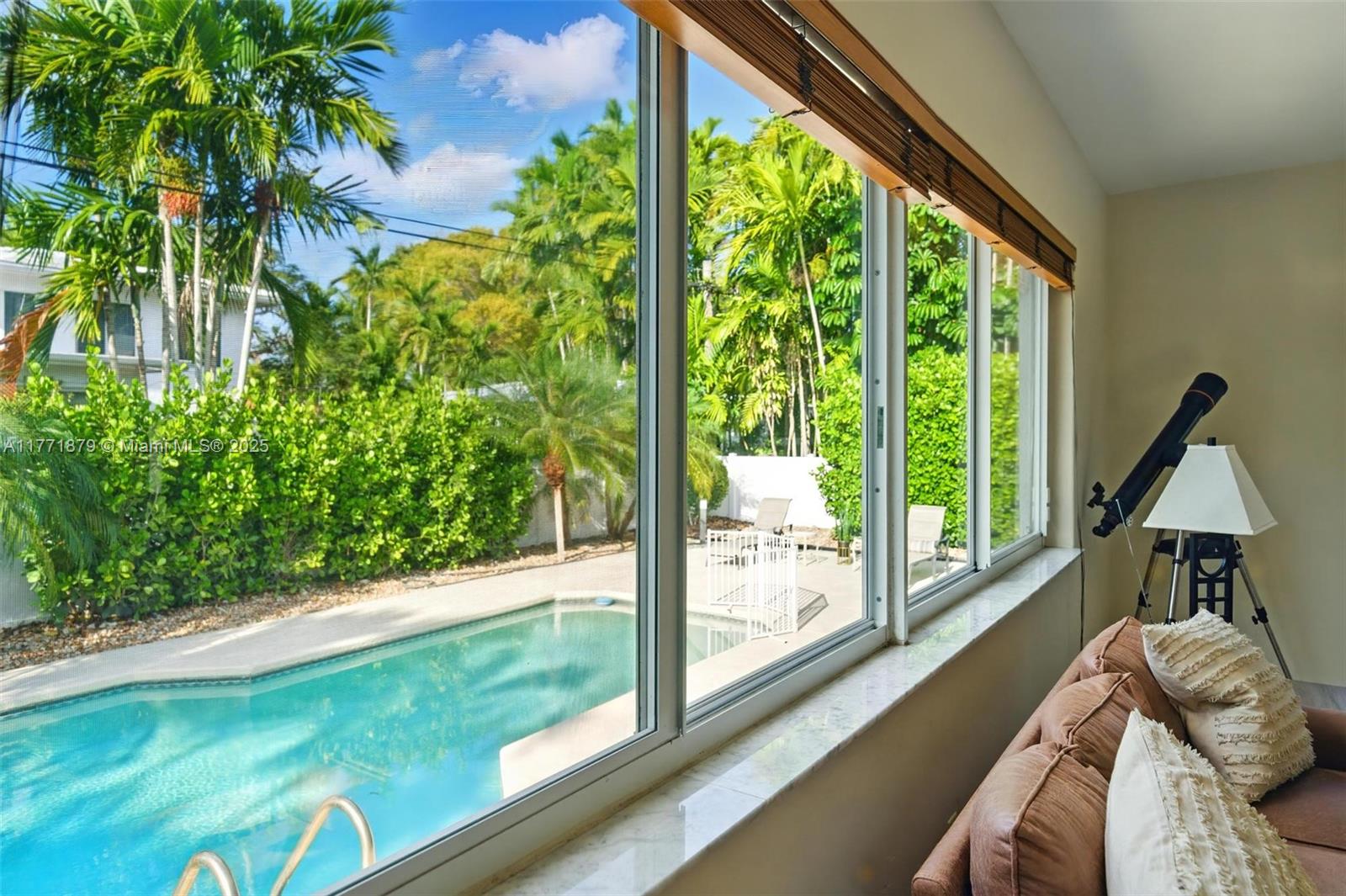 EARLETON SHORES - Residential