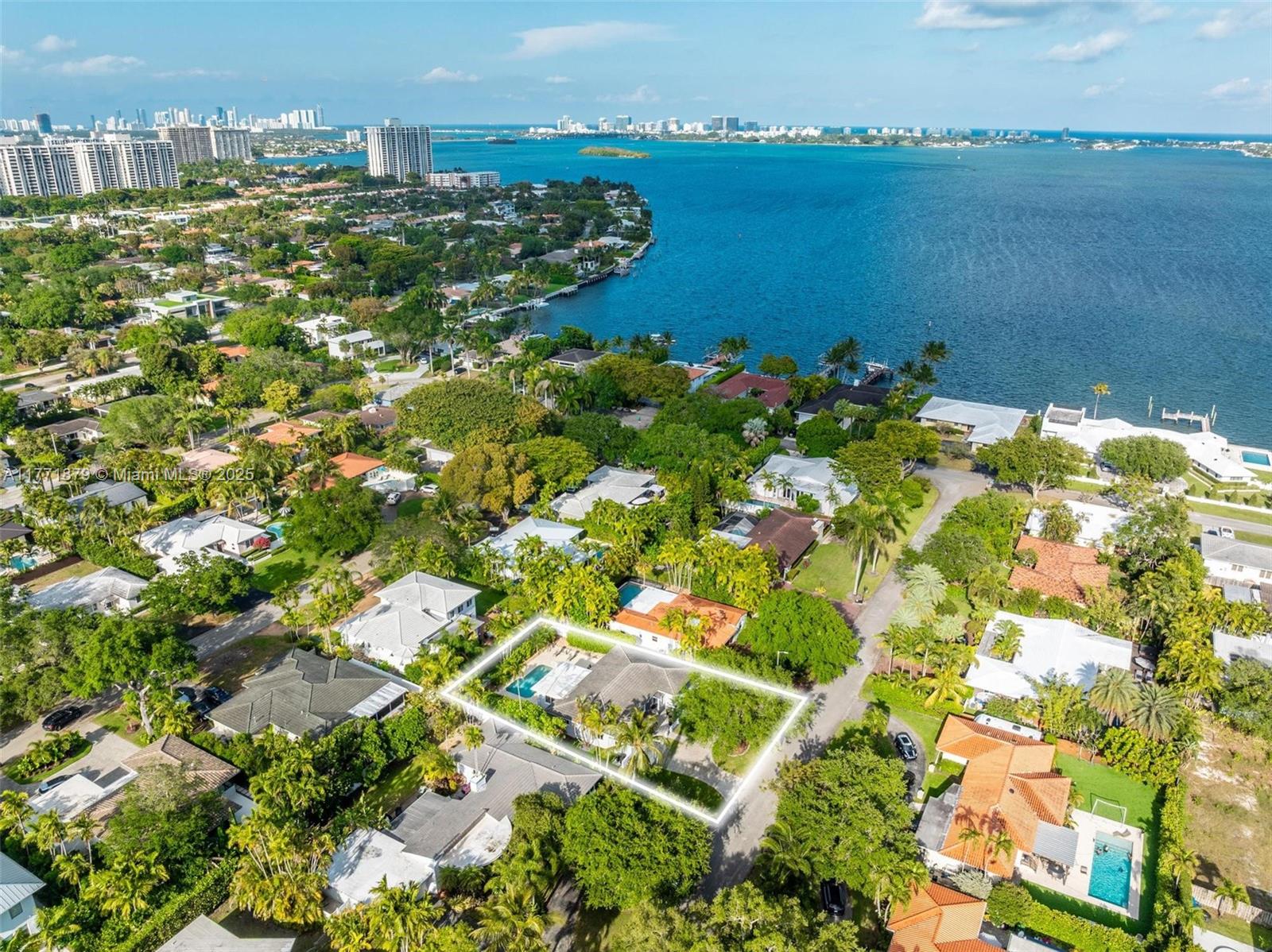 EARLETON SHORES - Residential