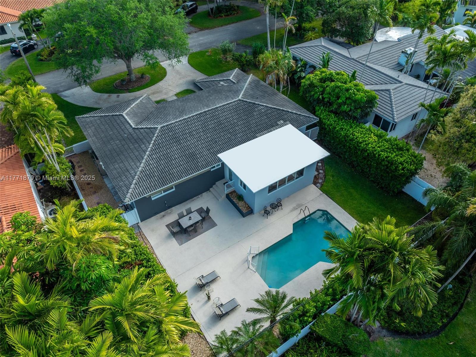 EARLETON SHORES - Residential