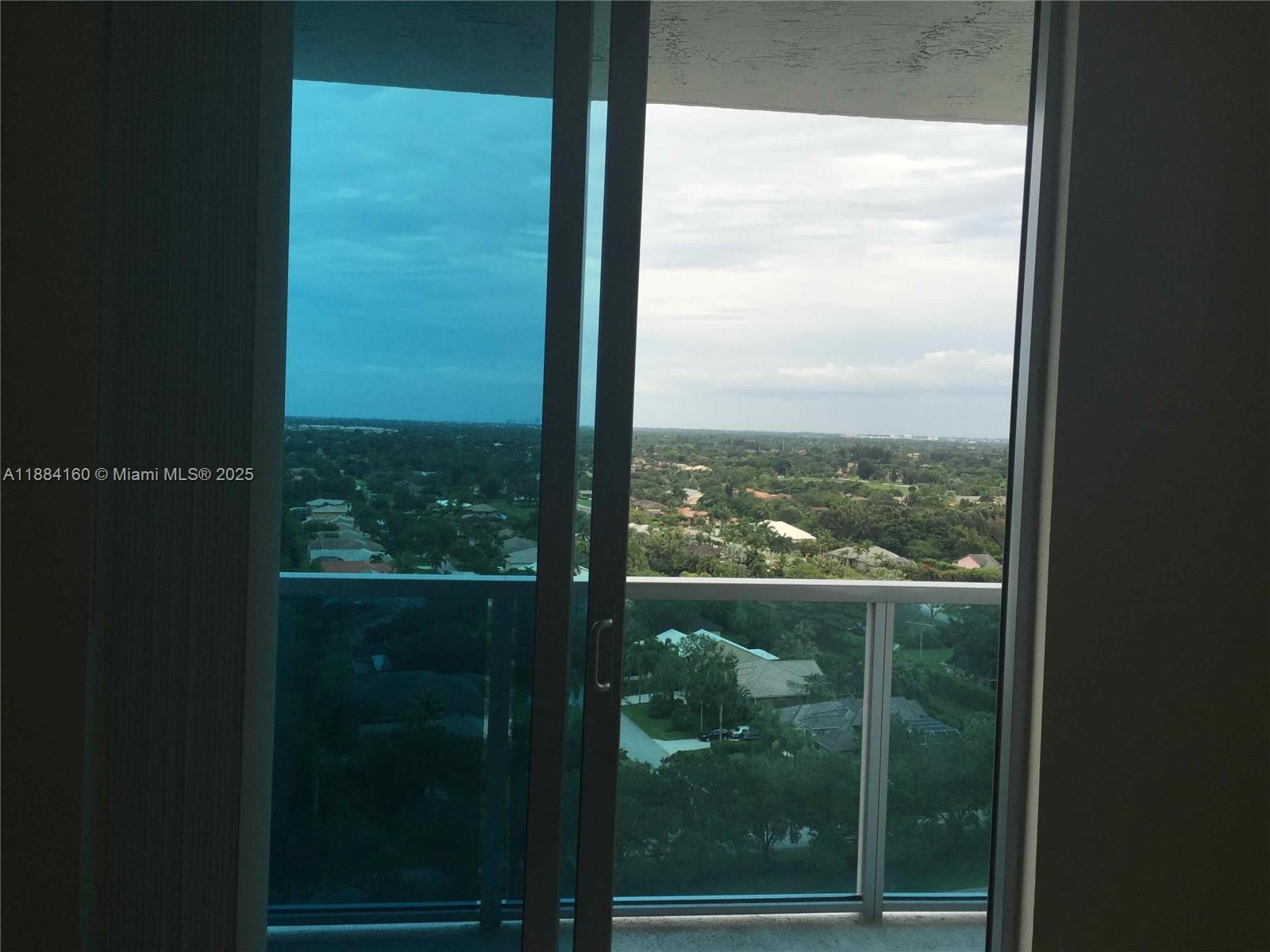 TAO SAWGRASS CONDOMINIUM - Residential Lease