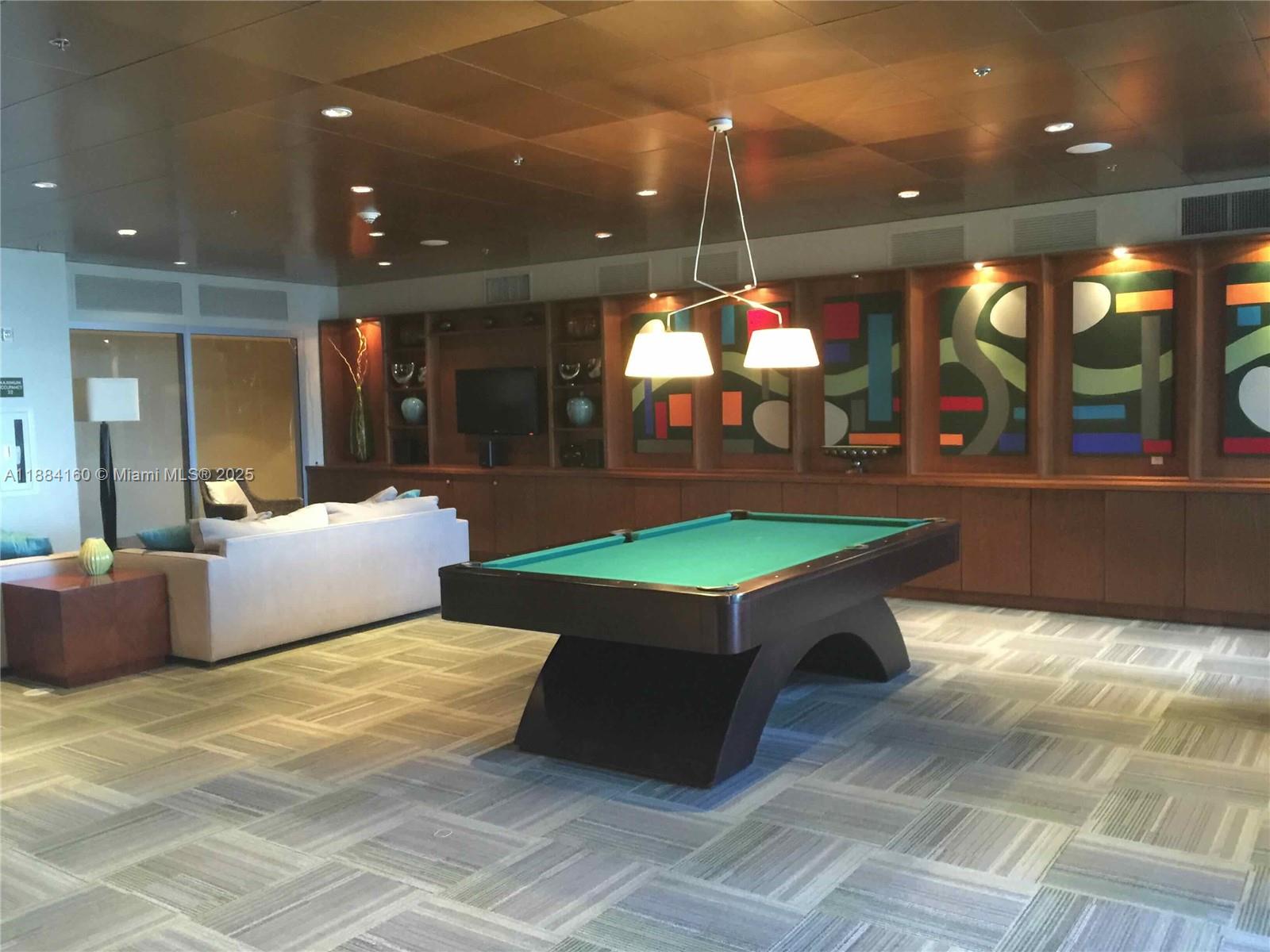TAO SAWGRASS CONDOMINIUM - Residential Lease