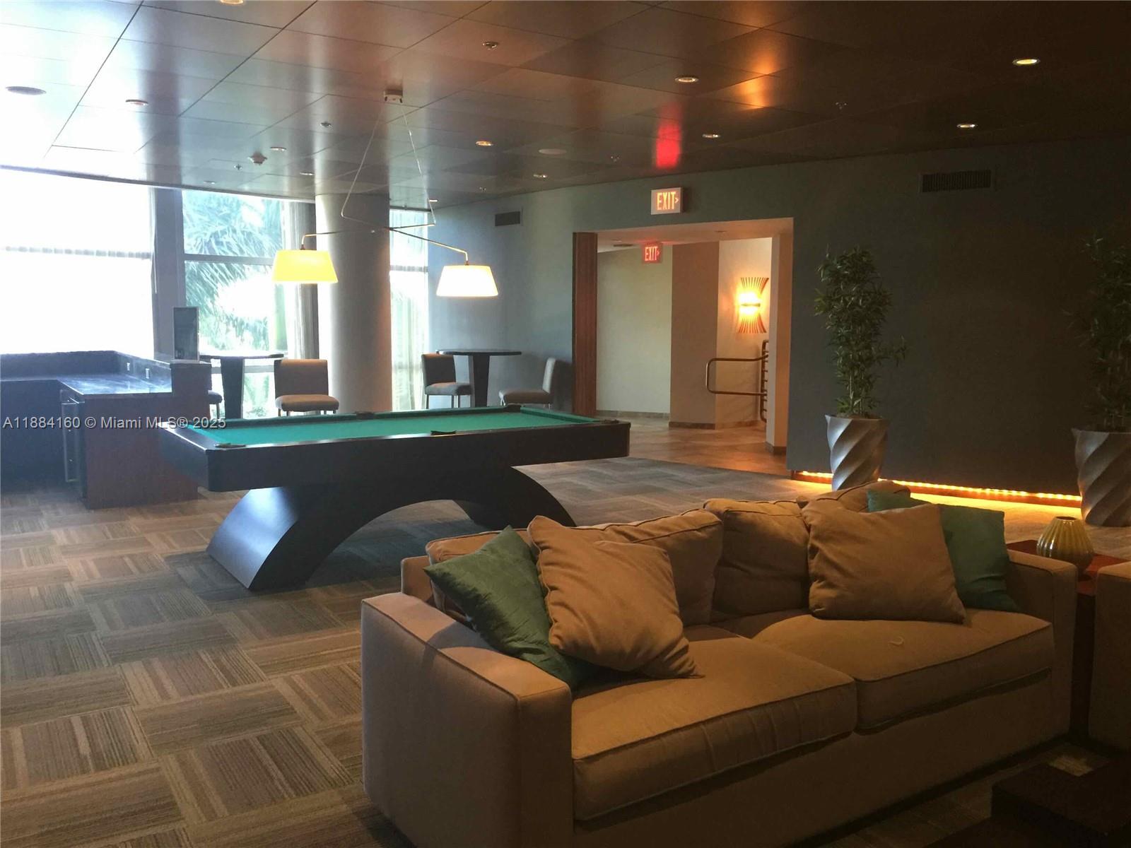 TAO SAWGRASS CONDOMINIUM - Residential Lease