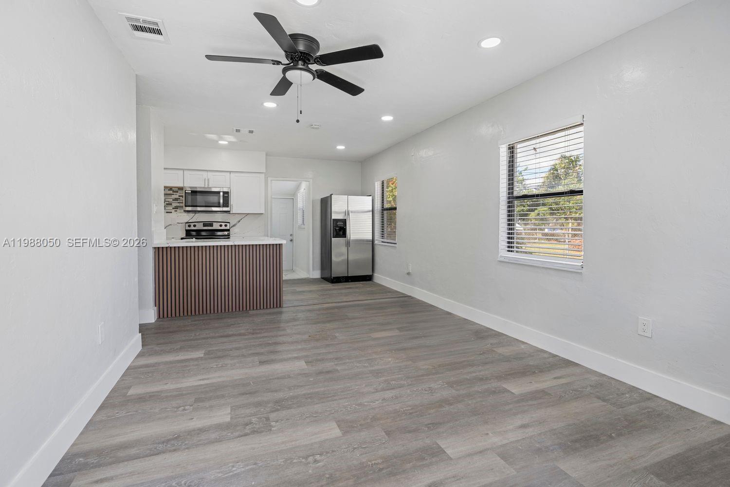 BUNCHE PARK 1 ADDN - Residential Lease