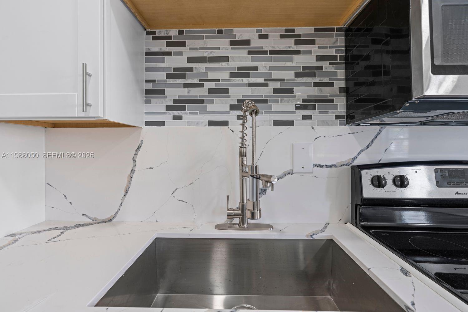 BUNCHE PARK 1 ADDN - Residential Lease