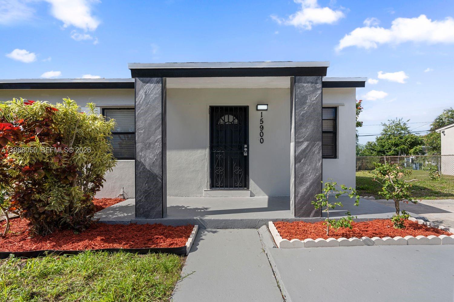 BUNCHE PARK 1 ADDN - Residential Lease