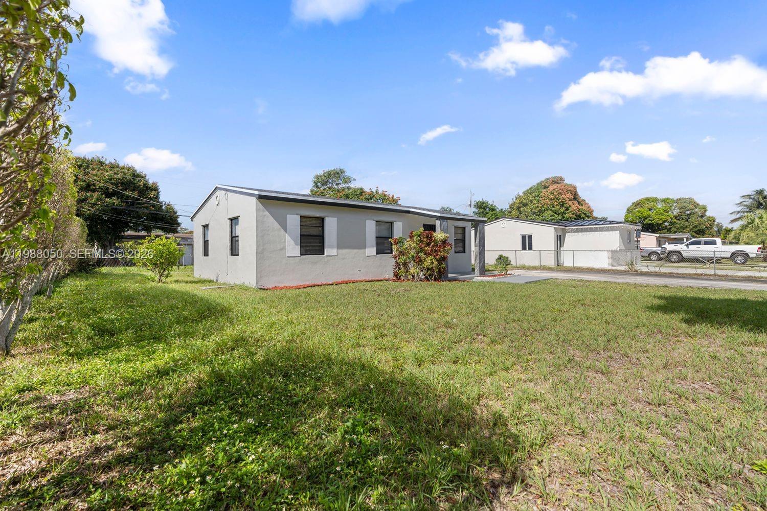 BUNCHE PARK 1 ADDN - Residential Lease