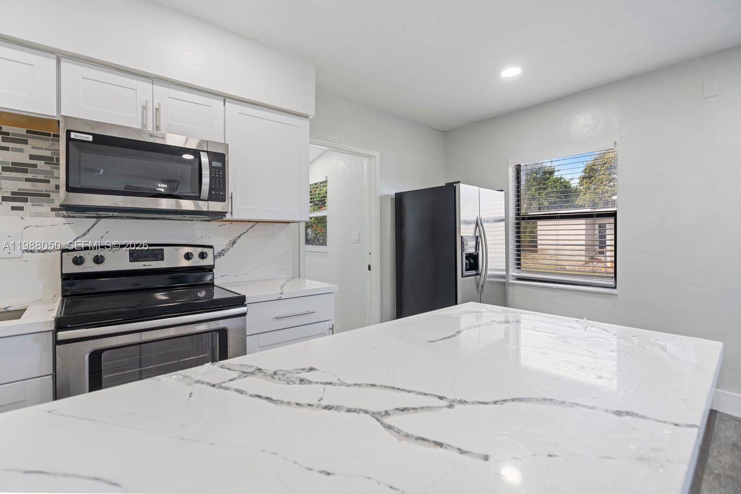 BUNCHE PARK 1 ADDN - Residential Lease