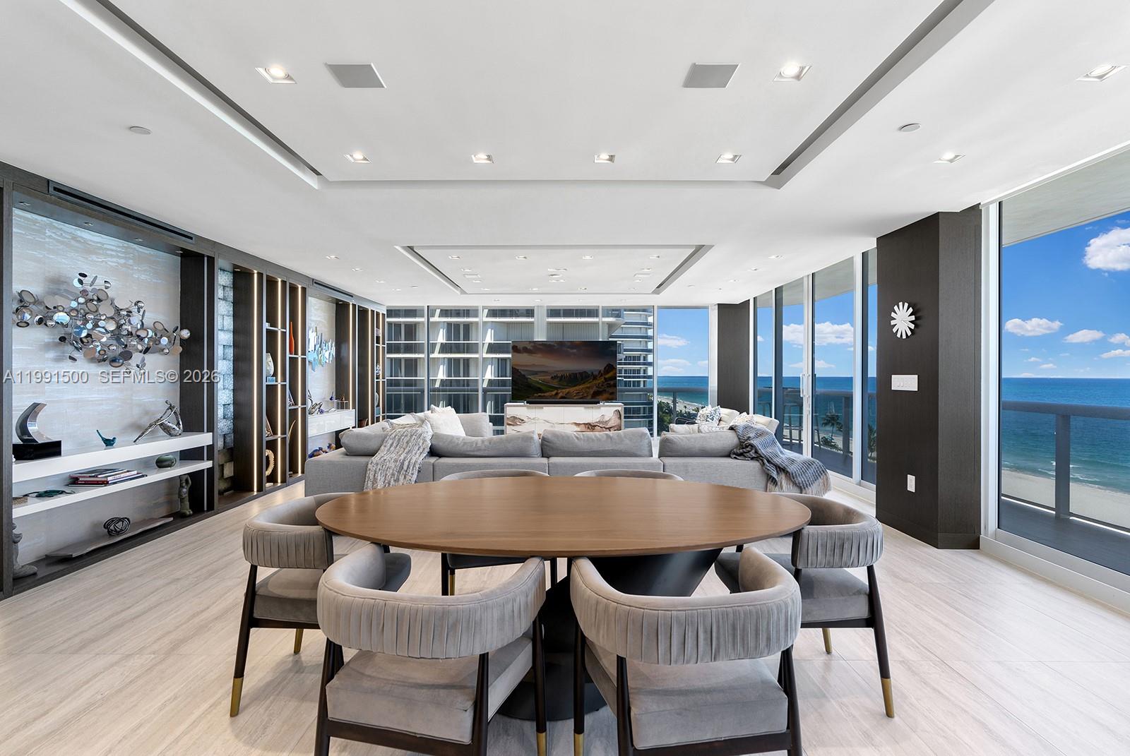 SOLIMAR CONDO - Residential