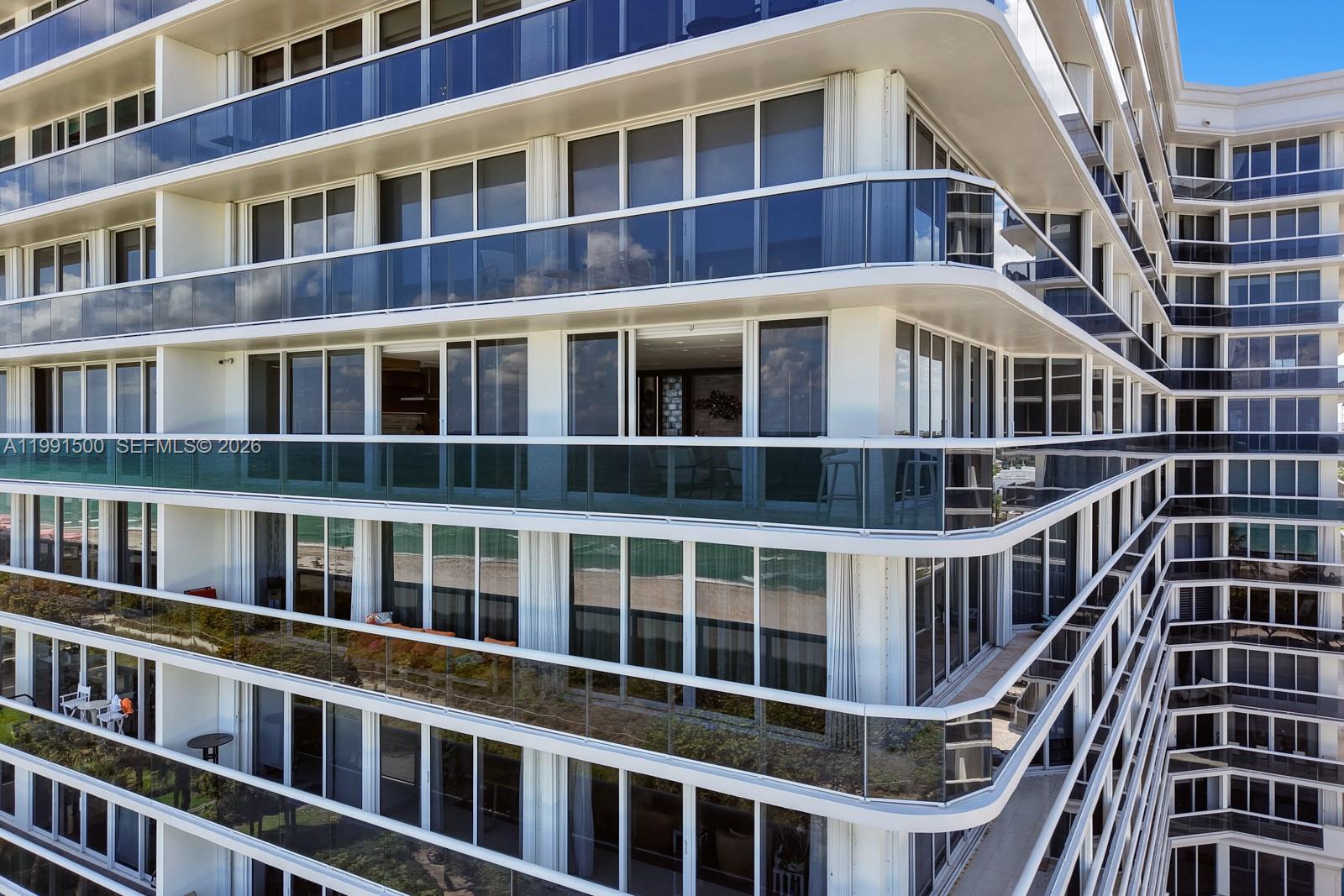 SOLIMAR CONDO - Residential