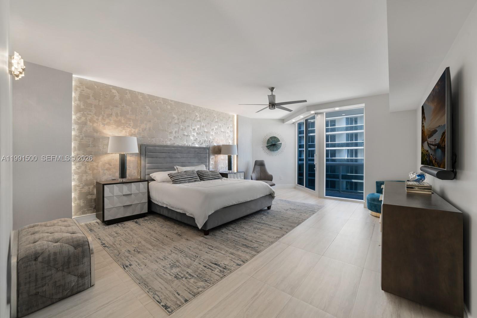 SOLIMAR CONDO - Residential