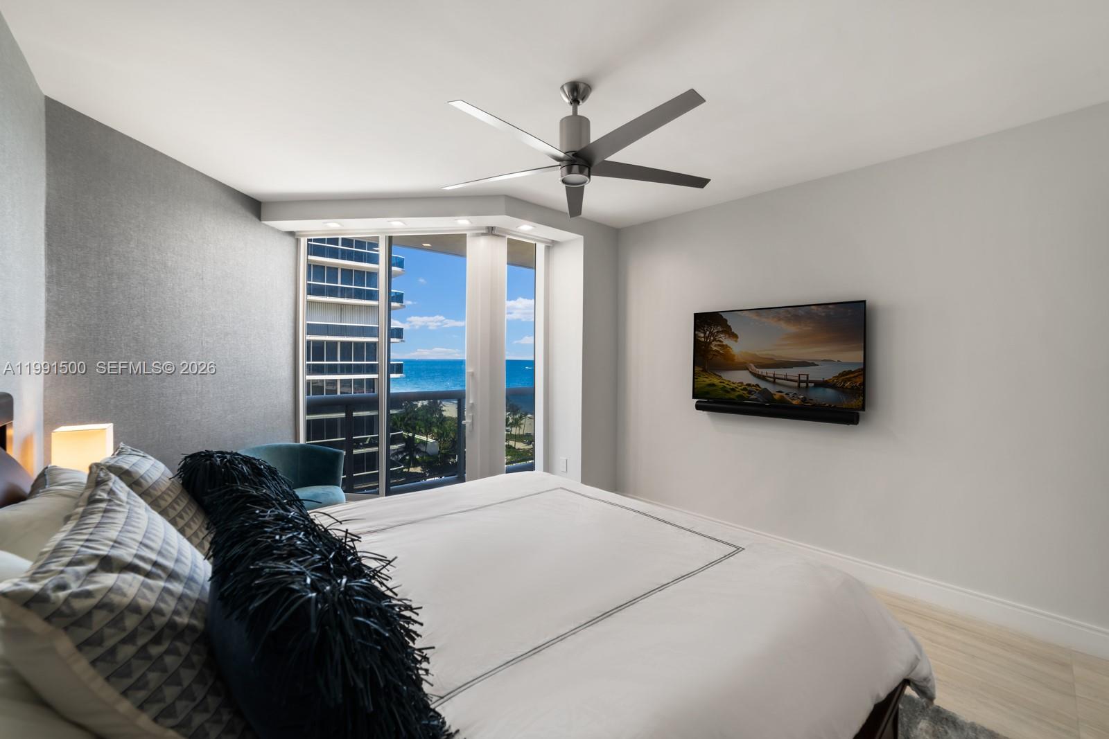 SOLIMAR CONDO - Residential