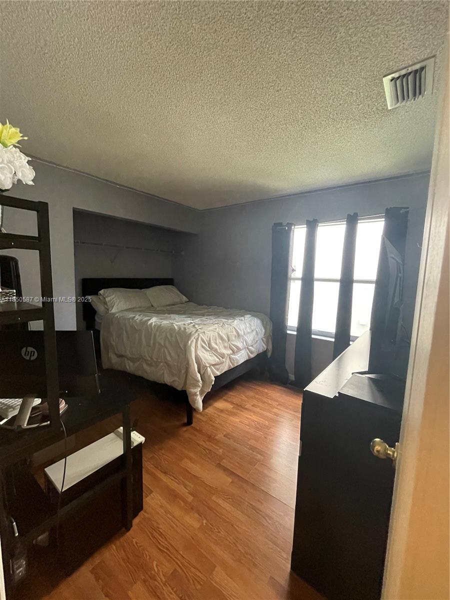 WYNDHAM LAKES NORTH - Residential