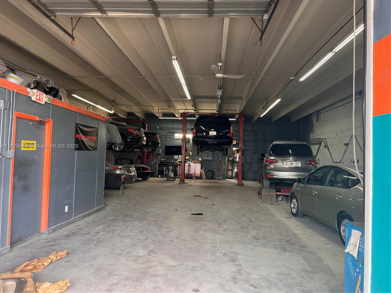 BODYSHOP WITH 2 PAINT BOOTHS, 1 MIXING ROOM, 6 LIFTS, 4 COMPRESSORS, WELDERS. WITH BUILDING AND LAND FOR SALE. FULLY PERMITTED AND LICENSED. LICENSES SHOULD BE ABLE TO BE TRANSFERED WITH CITY OF HOLLYWOOD. 2 FULL PAINT BOOTHS WITH FIRE SUPPRESSION SYSTEM. OWNER WILL ENTERTAIN A LEASE TO PURCHASE OPTION. GREAT OPPORTUNITY TO SERVICE A FLEET OR DEALERSHIP FROM THIS LOCATION.