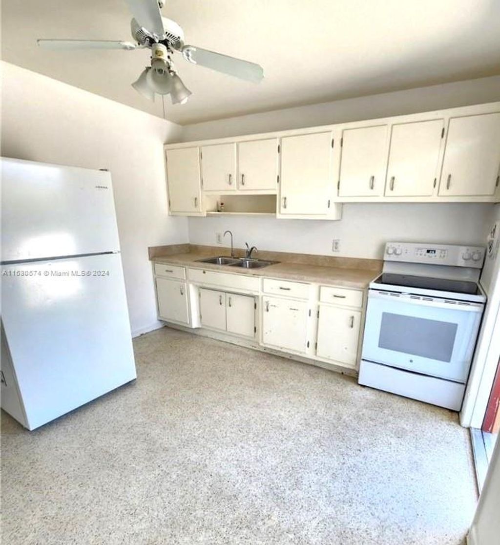 Photo of 330 Southwind Dr #7, North Palm Beach, FL 33408 (MLS # A11530574)