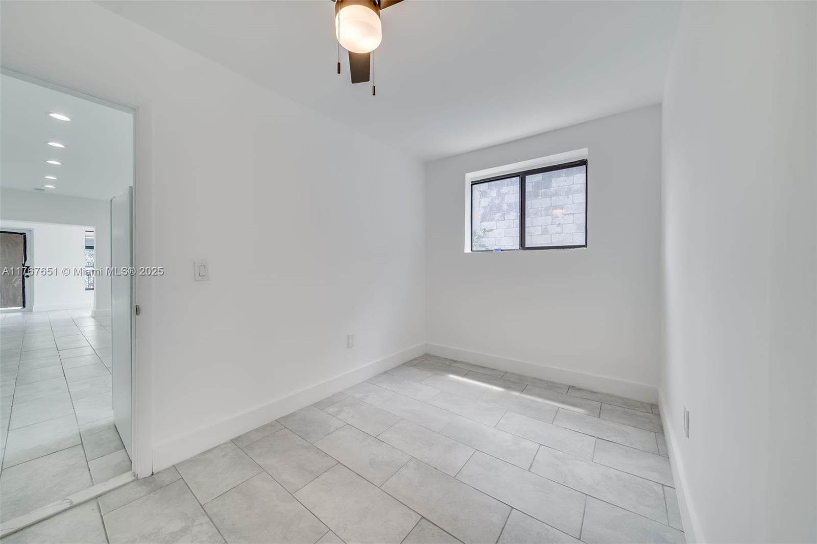 RAILROAD SHOPS INTER SCHO - Residential Income