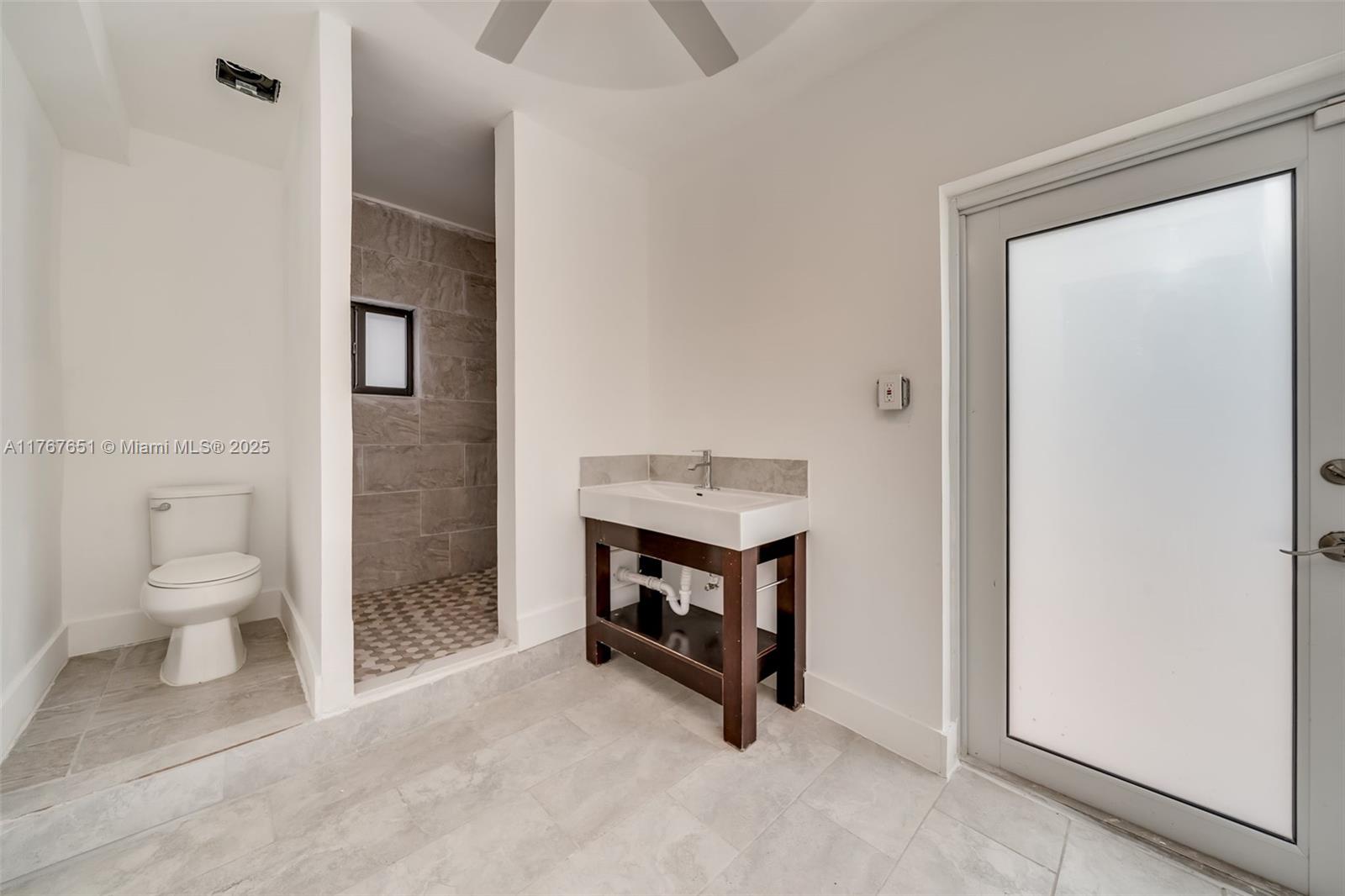 RAILROAD SHOPS INTER SCHO - Residential Income