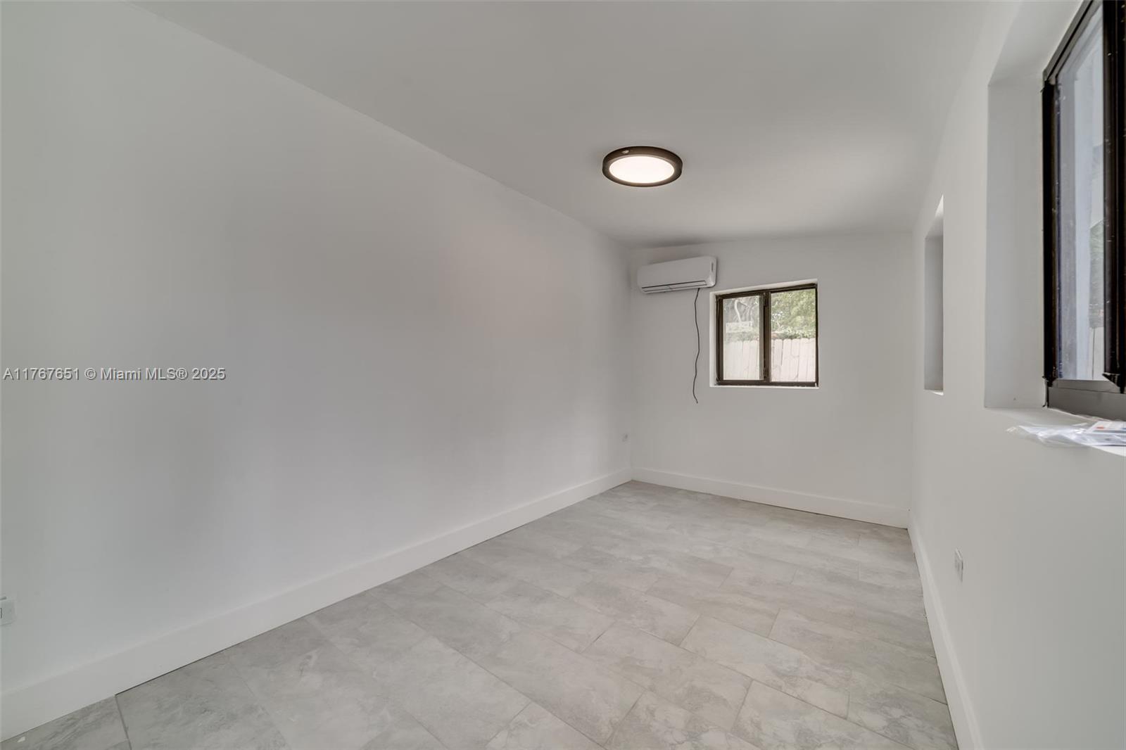 RAILROAD SHOPS INTER SCHO - Residential Income