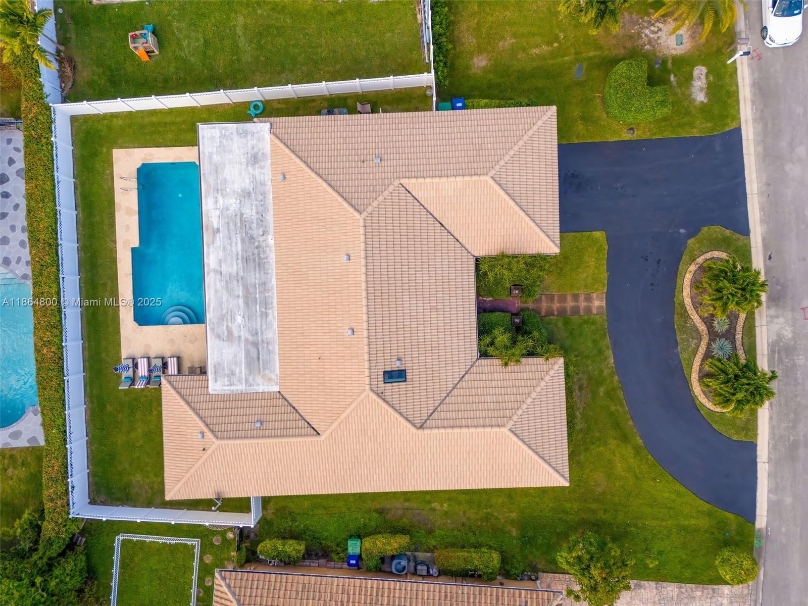 CYPRESS RUN - Residential