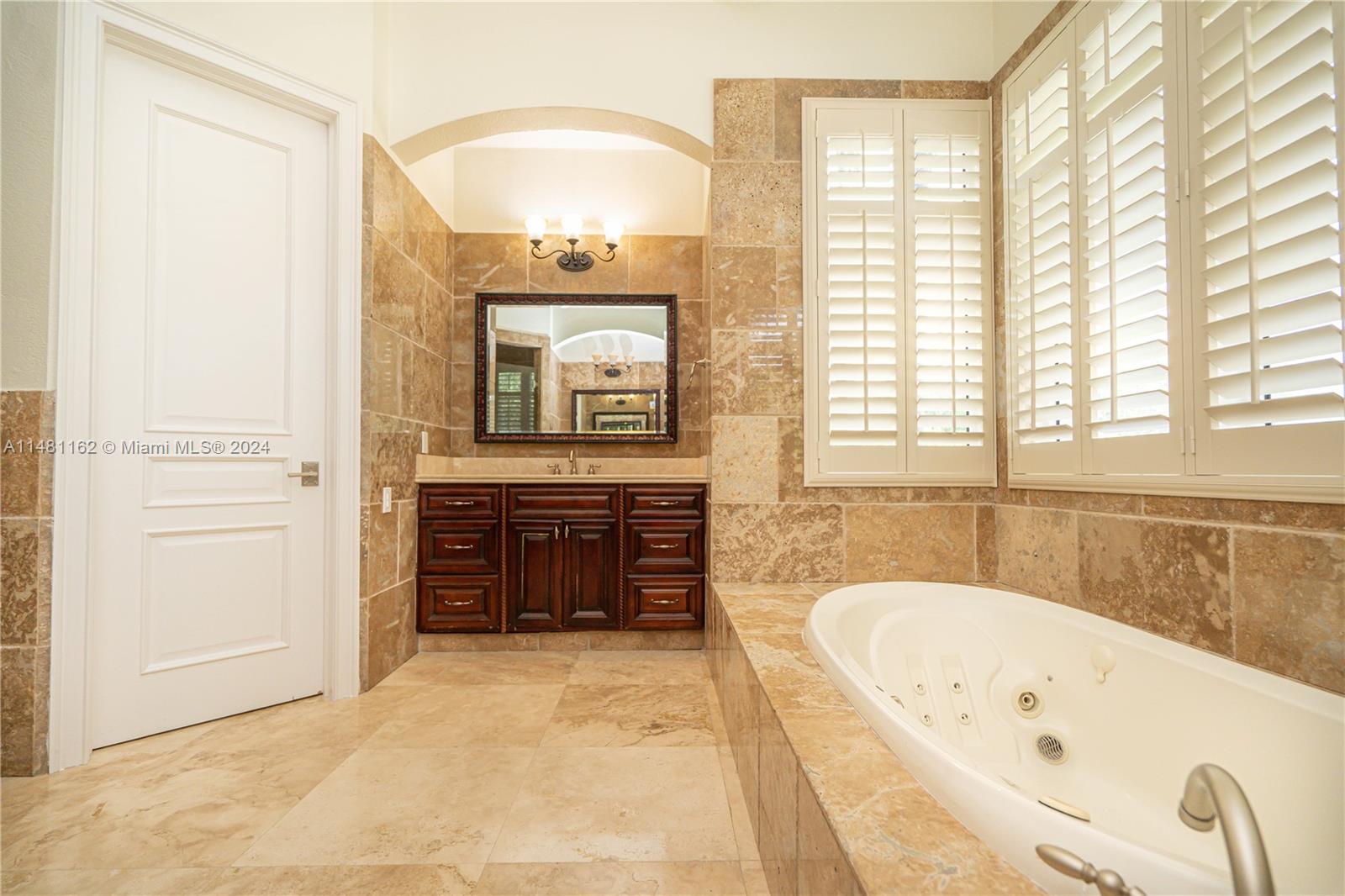 NORTH KENDALL - Residential