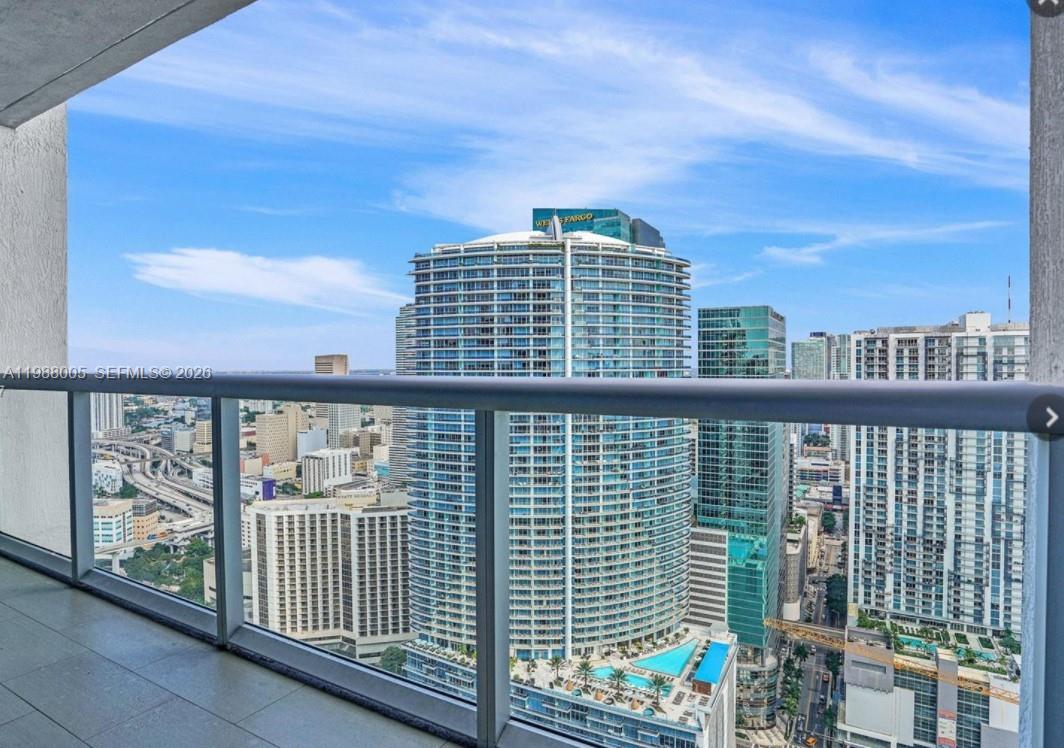 ICONBRICKELL CONDO NO 1 - Residential Lease