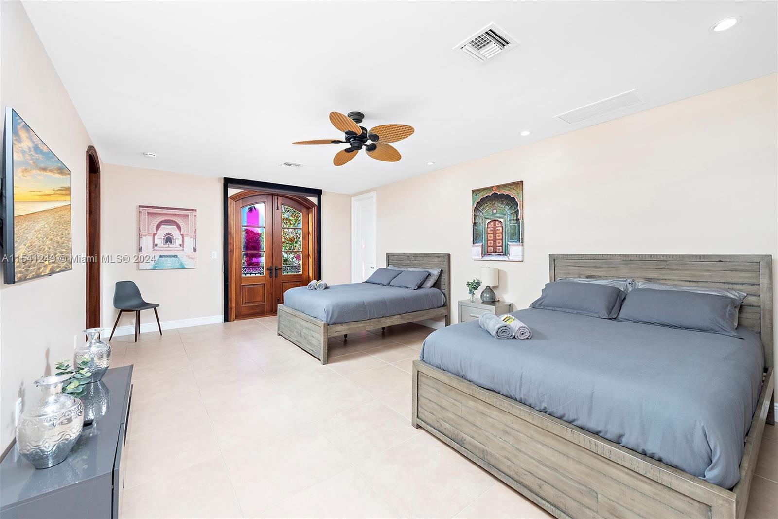 MIDDLE RIVER PARK - Residential Lease
