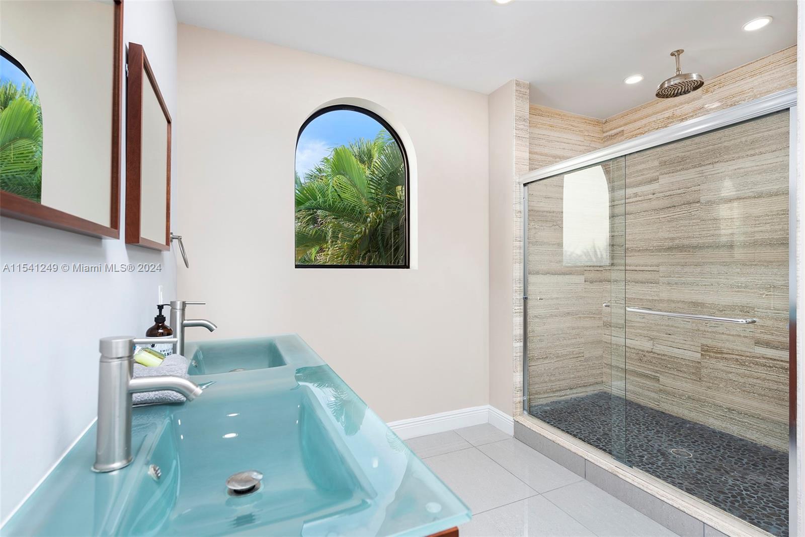 MIDDLE RIVER PARK - Residential Lease