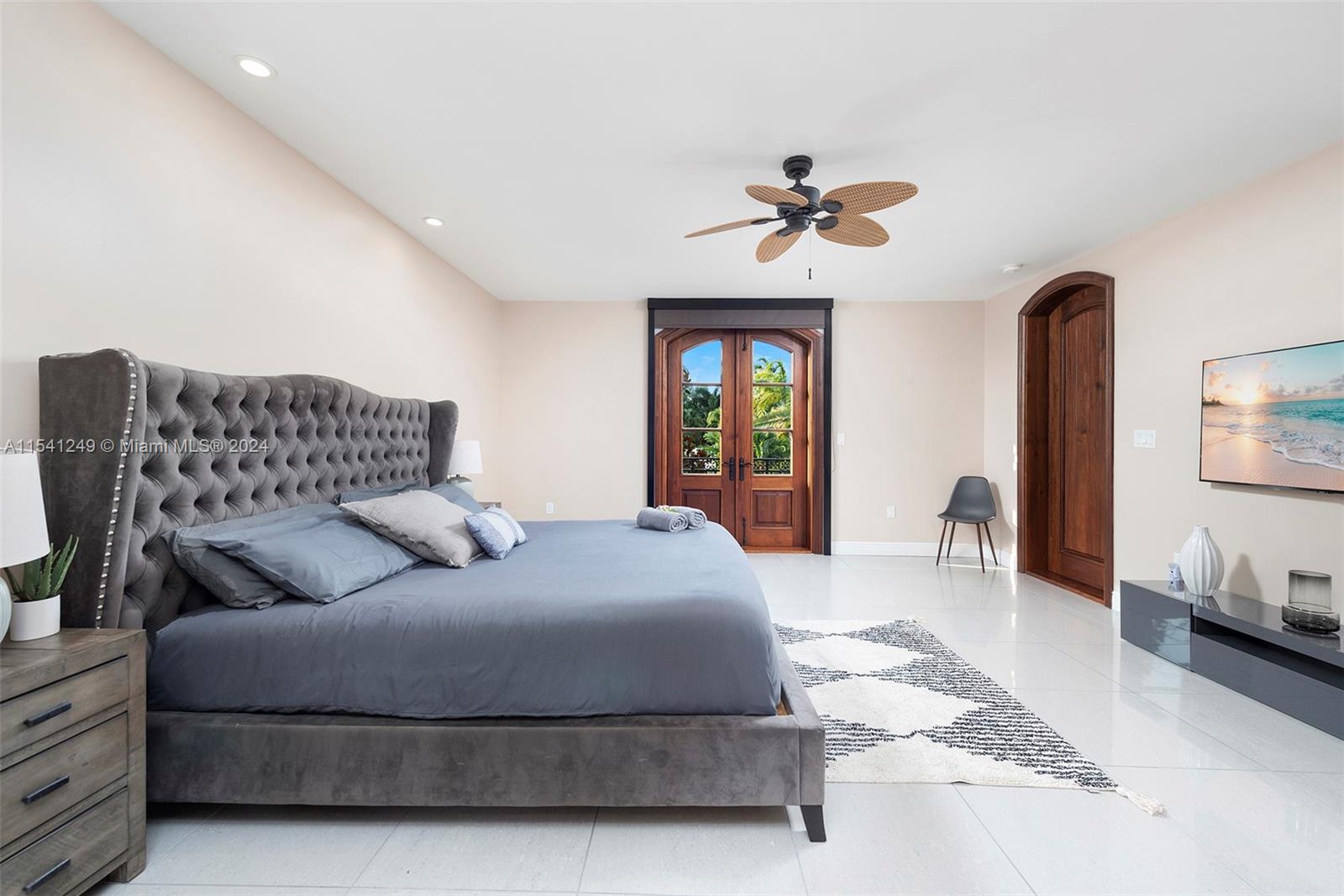 MIDDLE RIVER PARK - Residential Lease