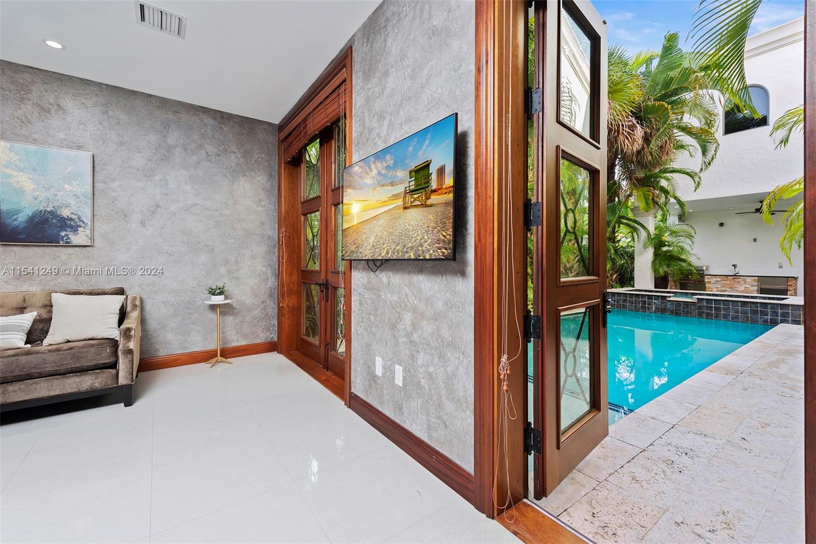 MIDDLE RIVER PARK - Residential Lease