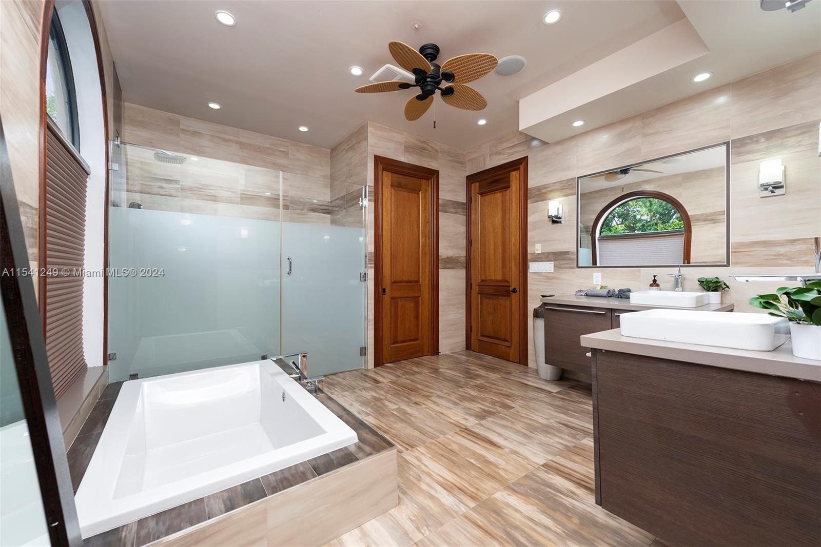 MIDDLE RIVER PARK - Residential Lease