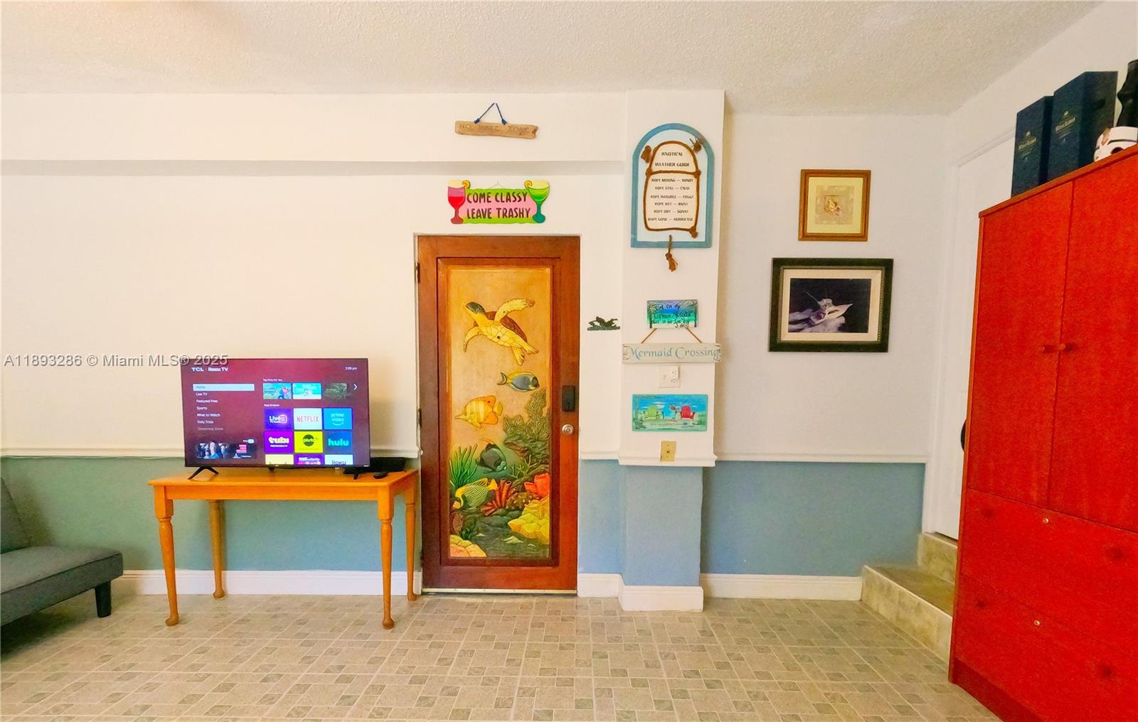 SUNSET WATERWAYS - Residential Lease