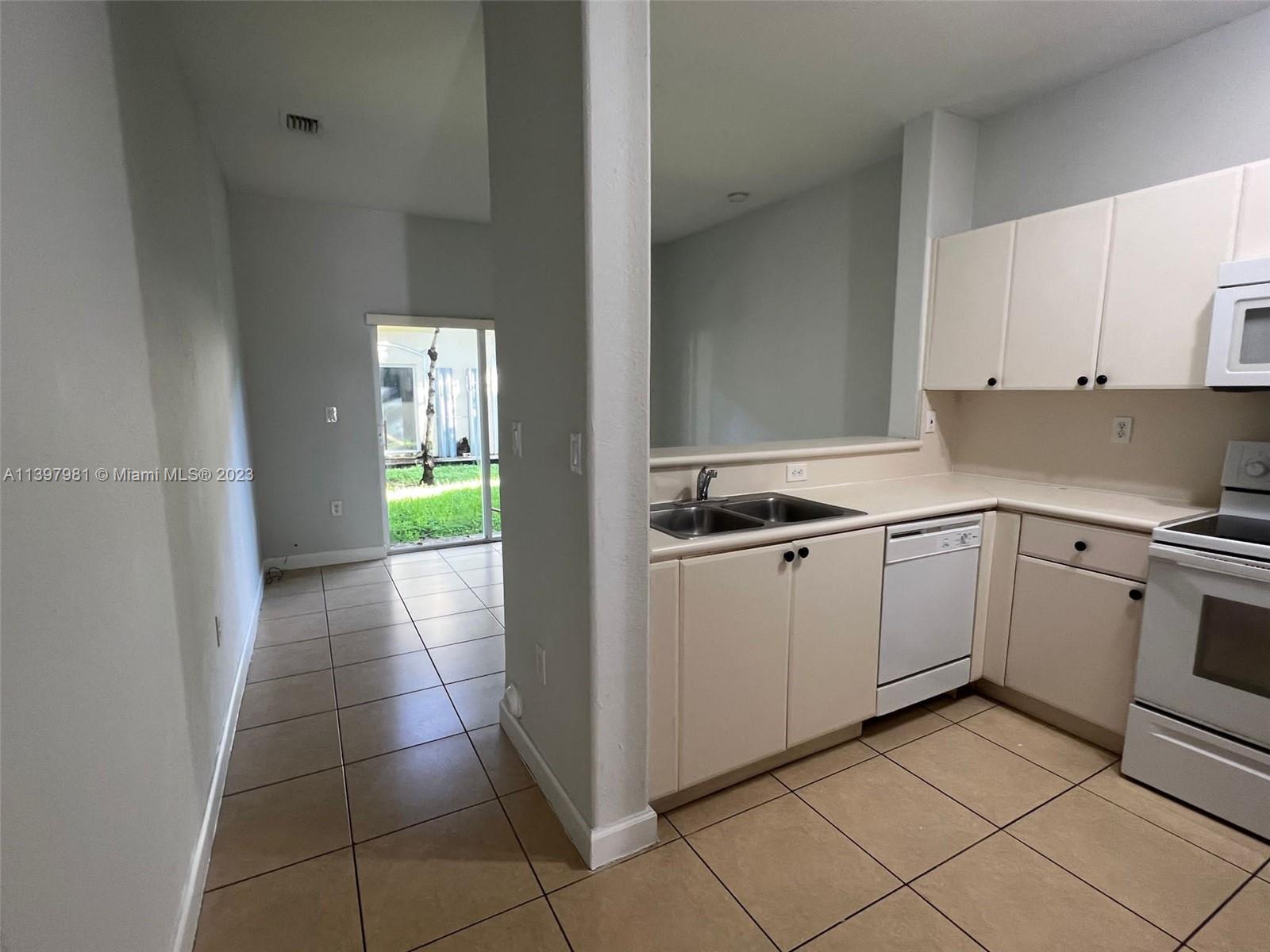 SHOMA CONDO AT KEYS COVE - Residential Lease