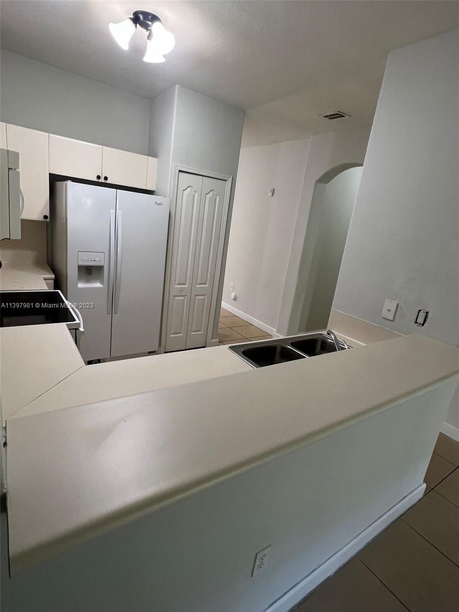 SHOMA CONDO AT KEYS COVE - Residential Lease