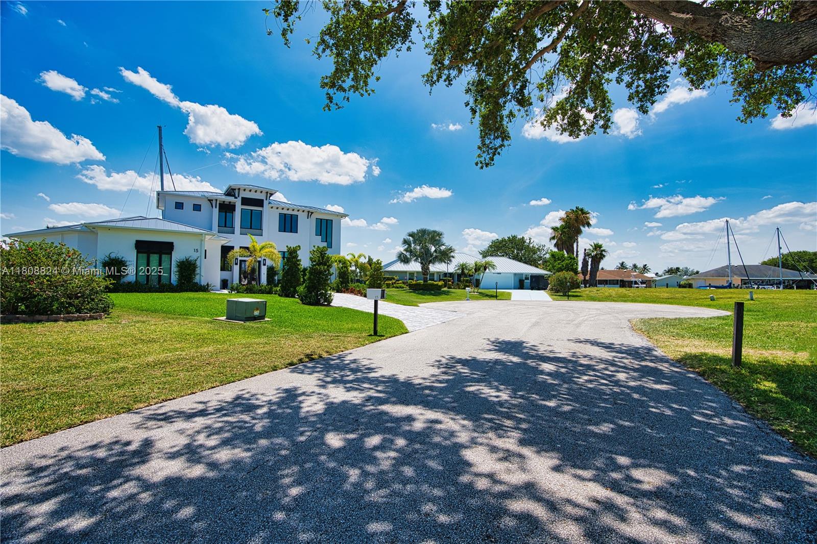 QUEEN'S COVE UNIT 1 - Land