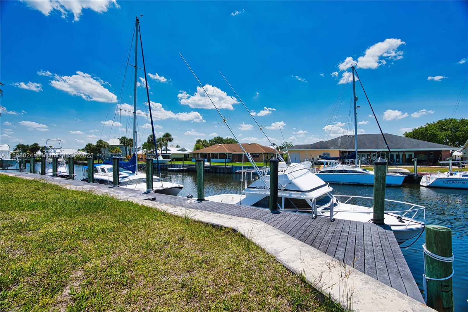 QUEEN'S COVE UNIT 1 - Land