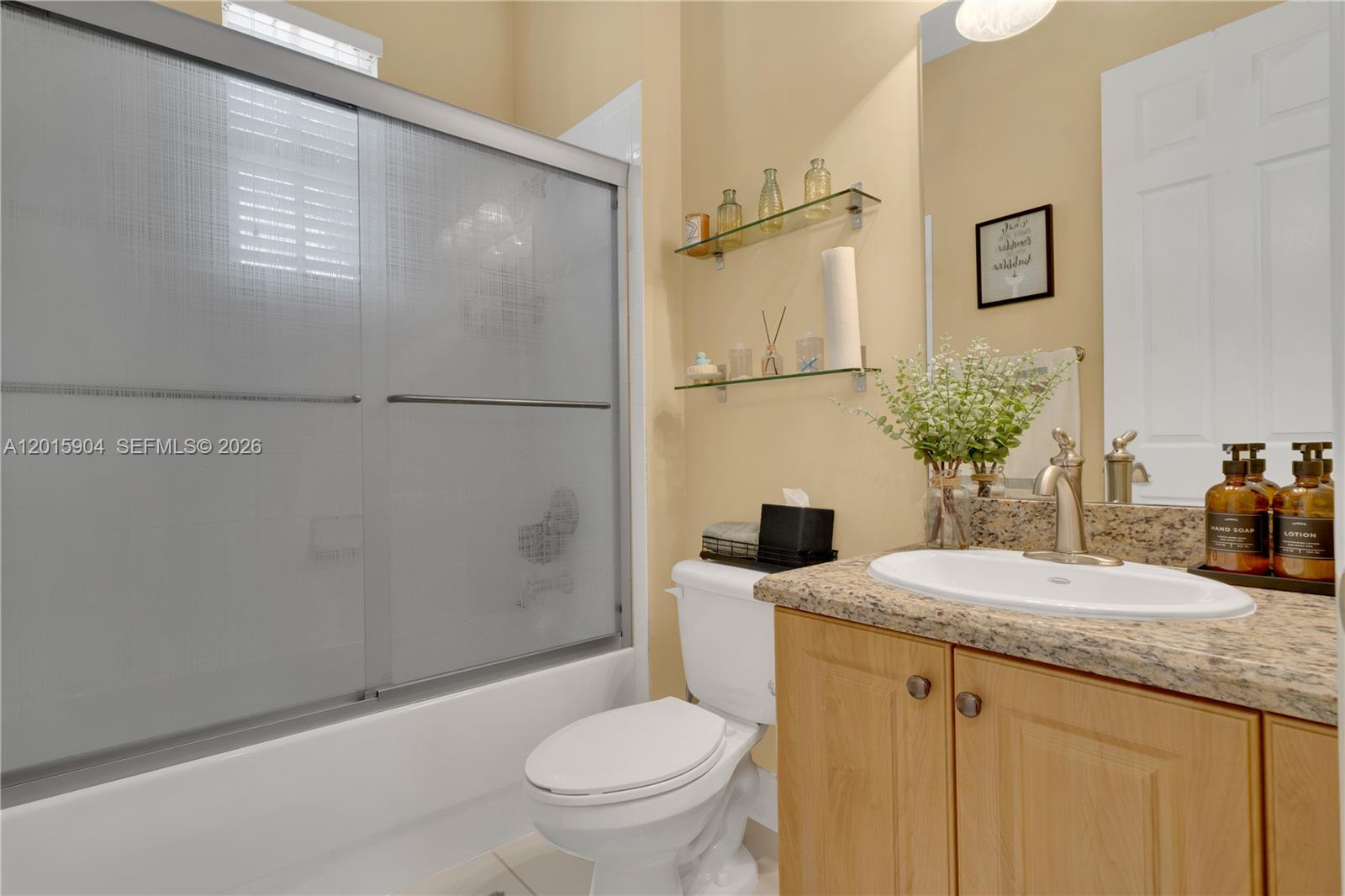 HILLSBORO ASSOCIATES PLAT - Residential