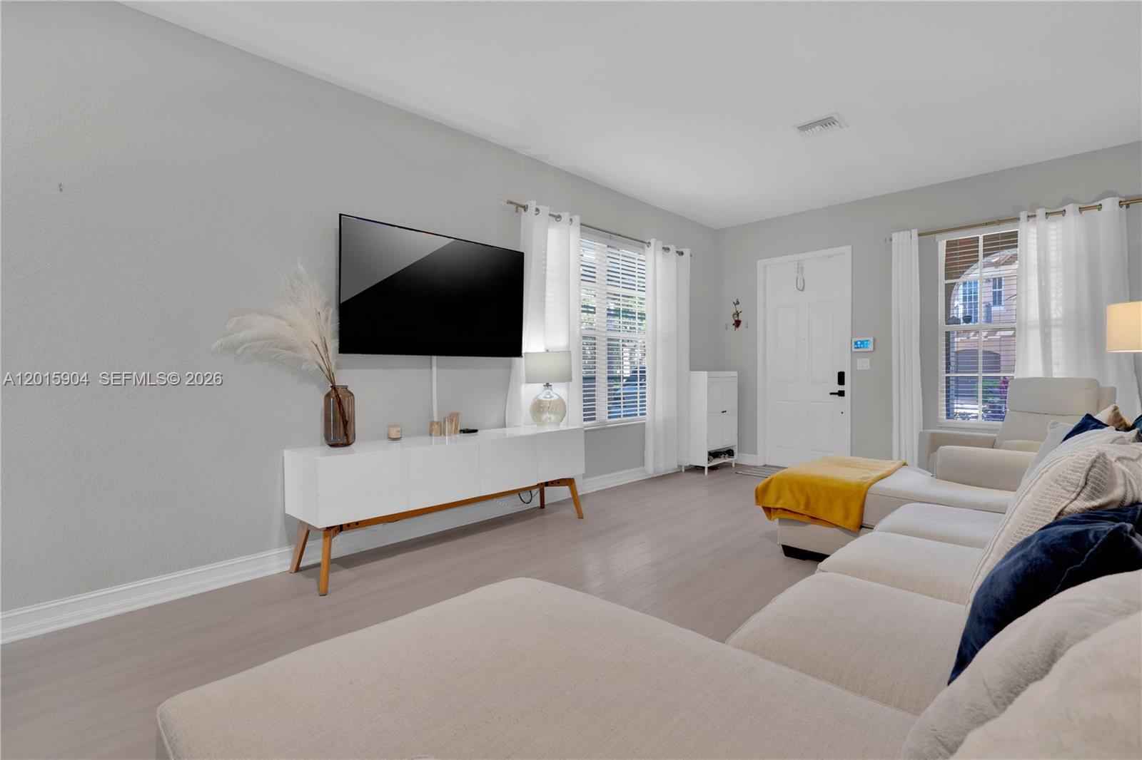 HILLSBORO ASSOCIATES PLAT - Residential