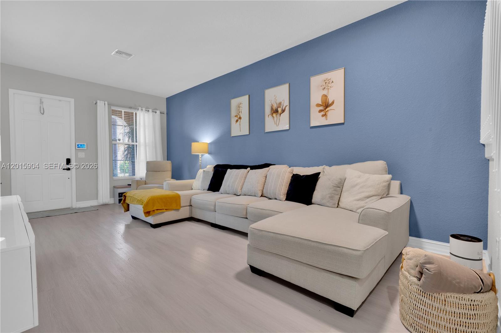 HILLSBORO ASSOCIATES PLAT - Residential