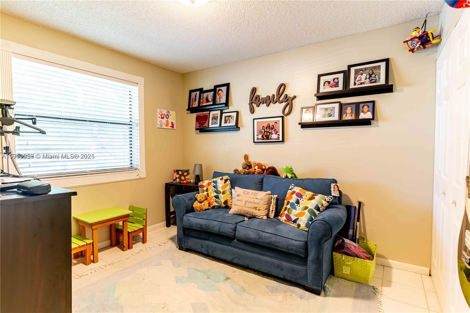 WATERSIDE VILLAGE THREE C - Residential Lease